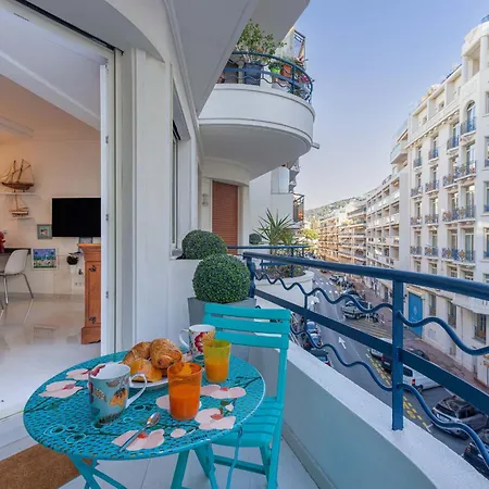 Apartment Palais Des Iles 2 By Halldis Cannes